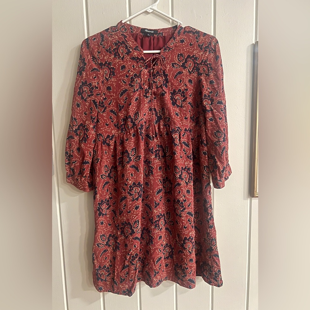 Madewell Small Wine/Rust color floral print dress, with 3/4 length sleeves
